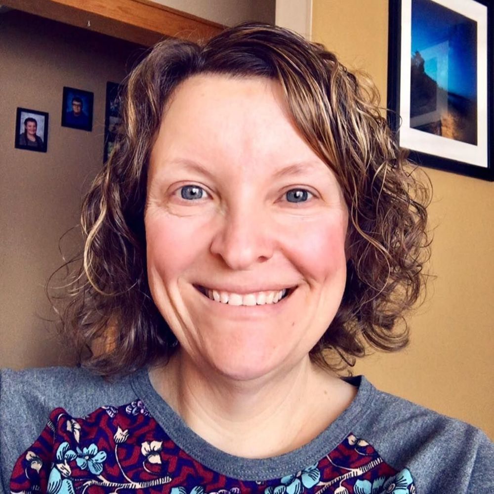 Meet your Posher, Leigh